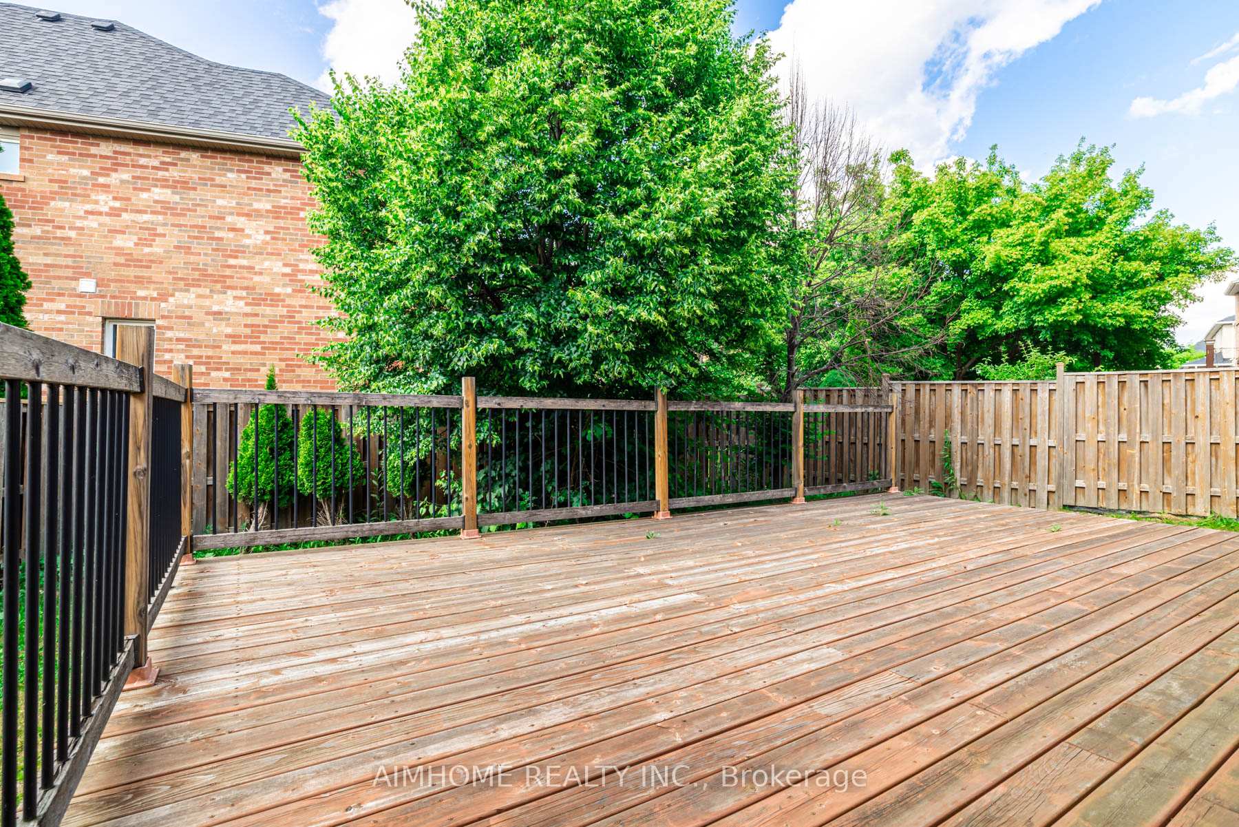 Photo 27 of 47 Golden Meadow Drive, Markham, Wismer — HOMEH