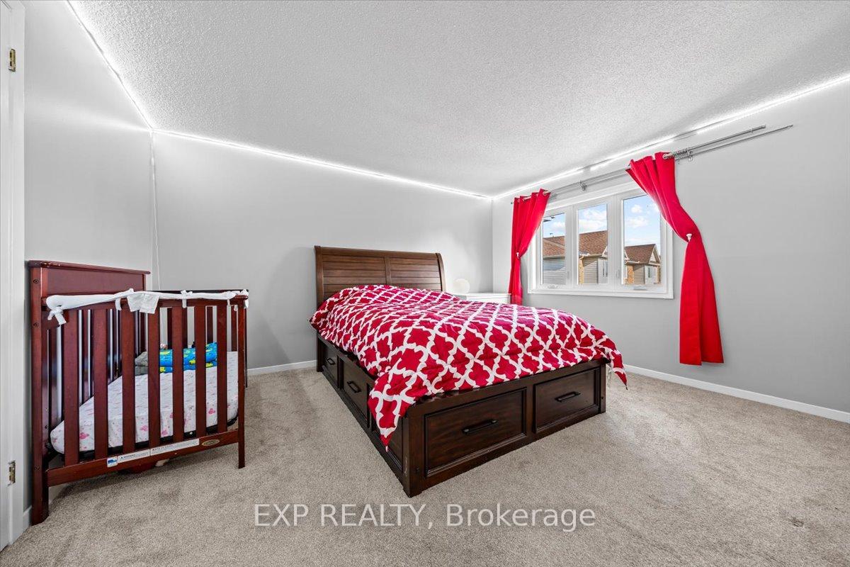 Photo 21 of 93 Cedarock Drive, Ottawa, Kanata - Bridlewood — HOMEH