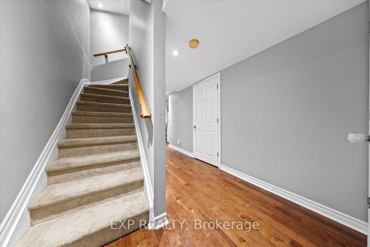 Photo 32 of 93 Cedarock Drive, Ottawa, Kanata - Bridlewood — HOMEH