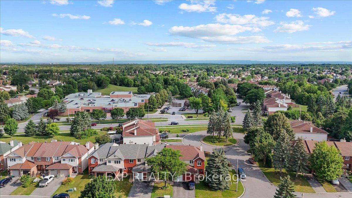Photo 41 of 93 Cedarock Drive, Ottawa, Kanata - Bridlewood — HOMEH