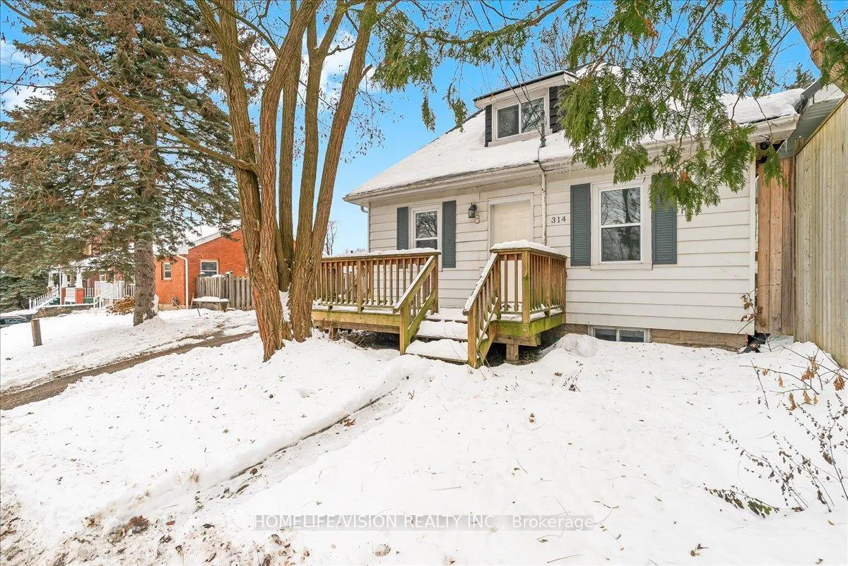 Photo 3 of 314 Russell Street, Midland — HOMEH