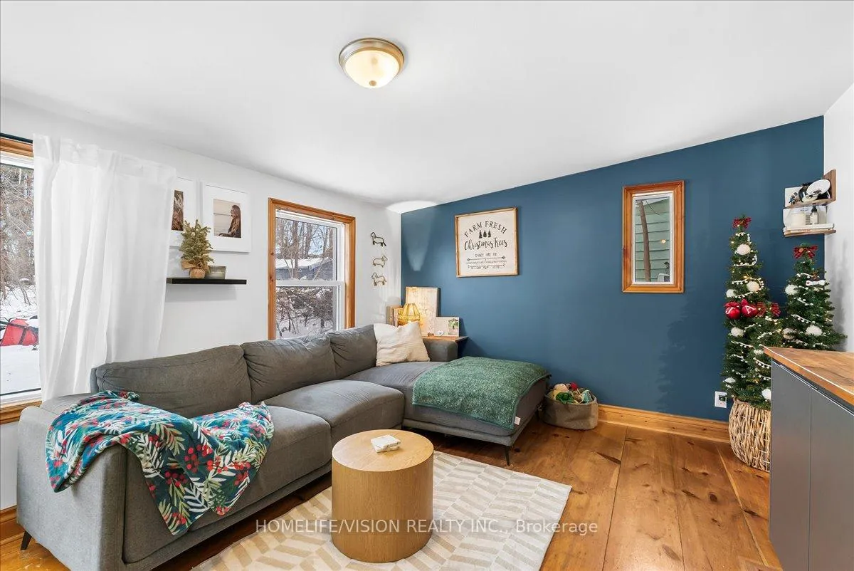 Photo 9 of 314 Russell Street, Midland — HOMEH