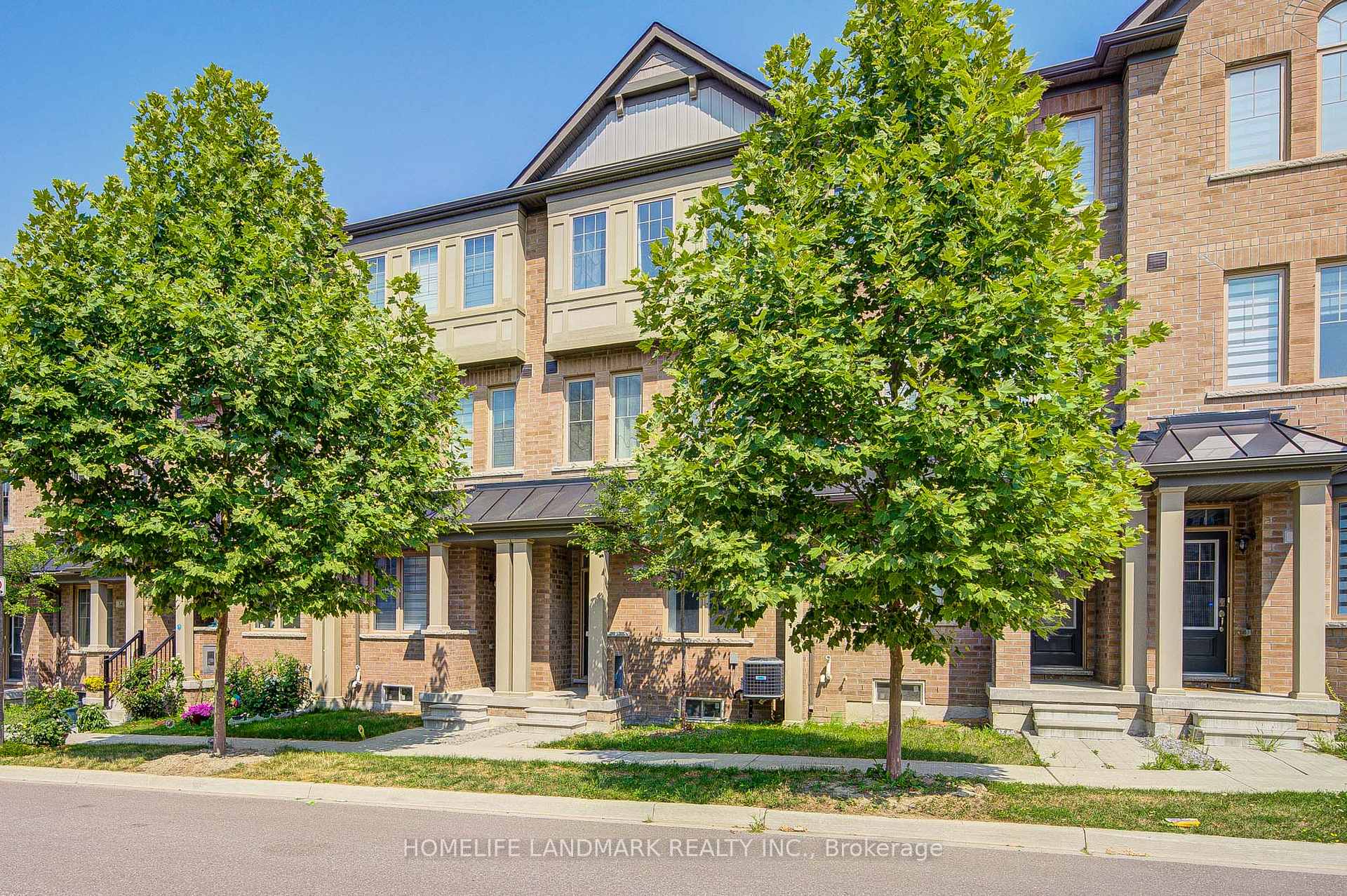 Photo 1 of 40 Robert Joffre Leet Avenue, Markham, Cornell — HOMEH