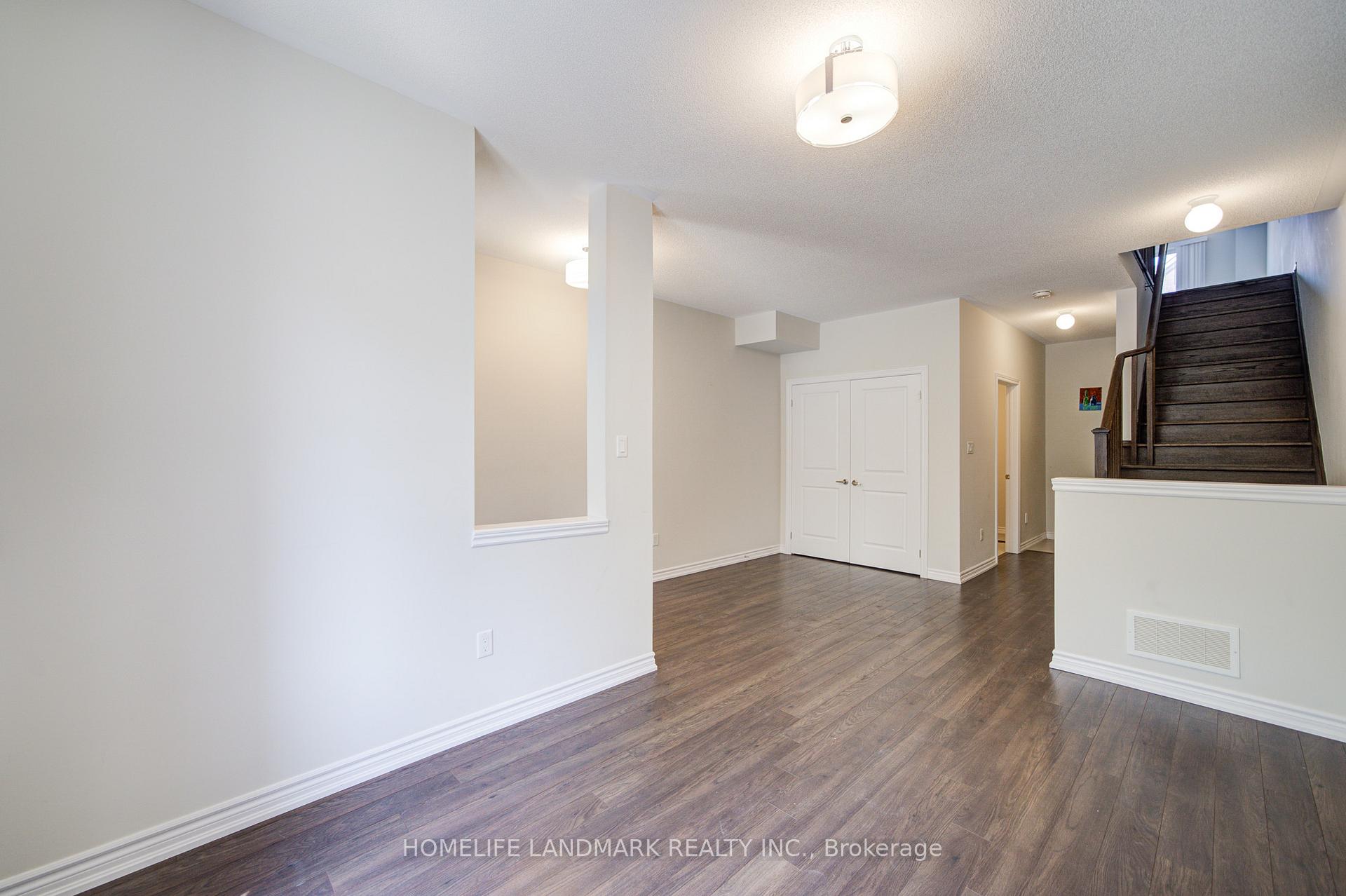 Photo 7 of 40 Robert Joffre Leet Avenue, Markham, Cornell — HOMEH