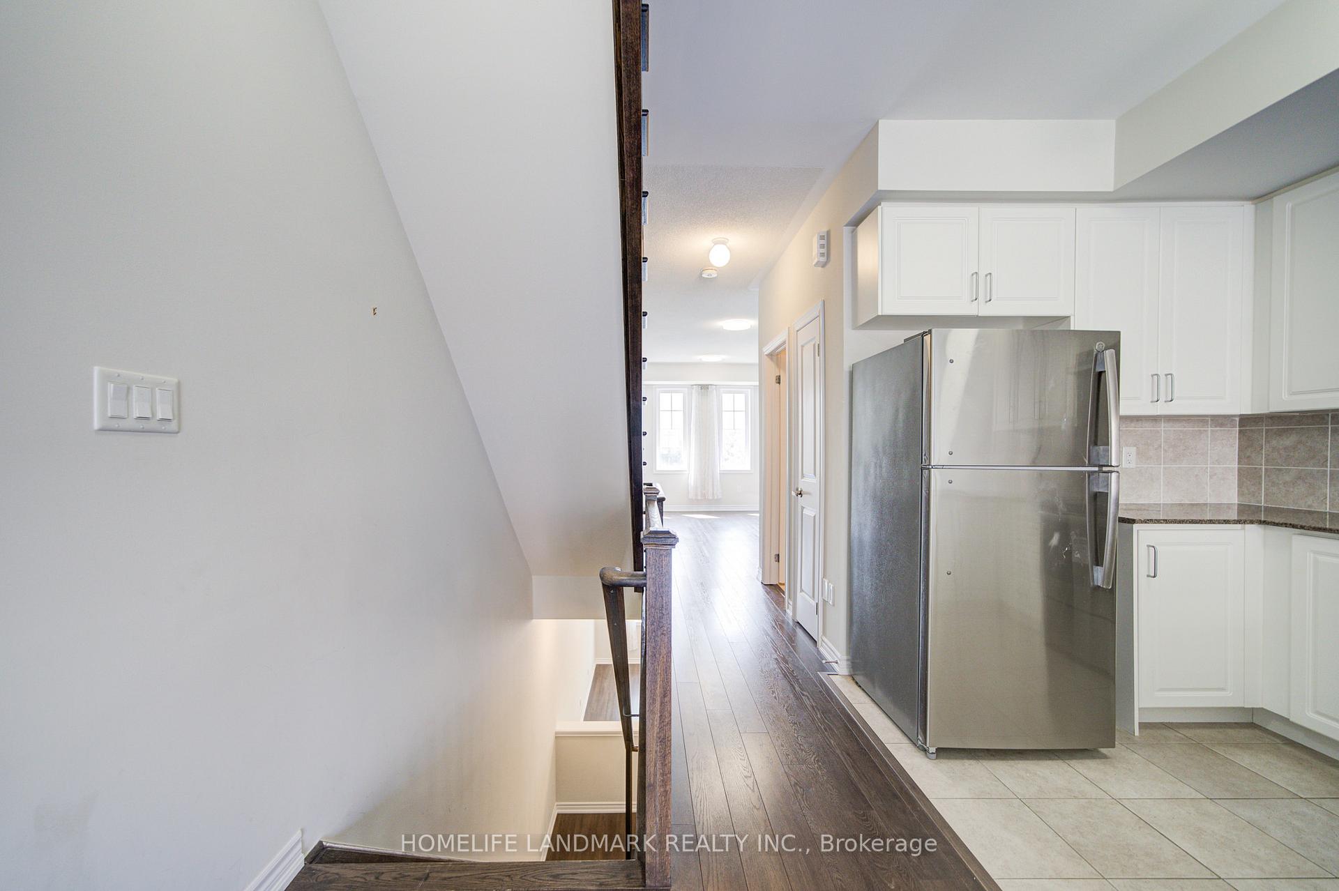 Photo 13 of 40 Robert Joffre Leet Avenue, Markham, Cornell — HOMEH