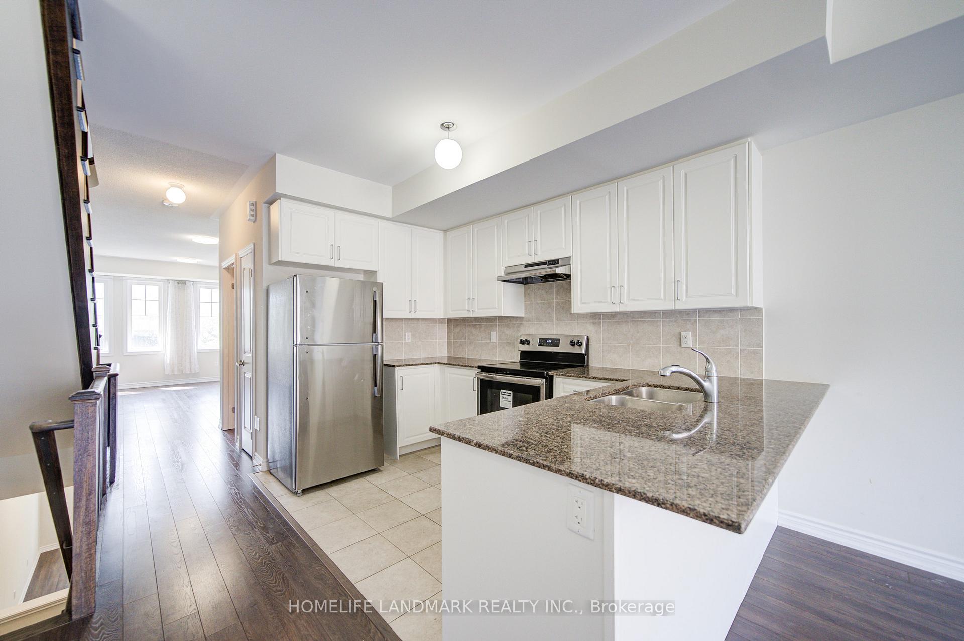 Photo 14 of 40 Robert Joffre Leet Avenue, Markham, Cornell — HOMEH