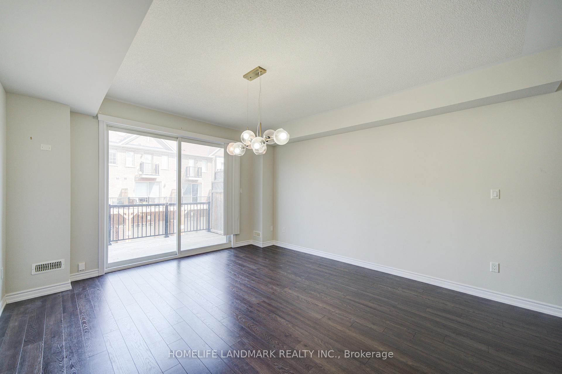 Photo 18 of 40 Robert Joffre Leet Avenue, Markham, Cornell — HOMEH