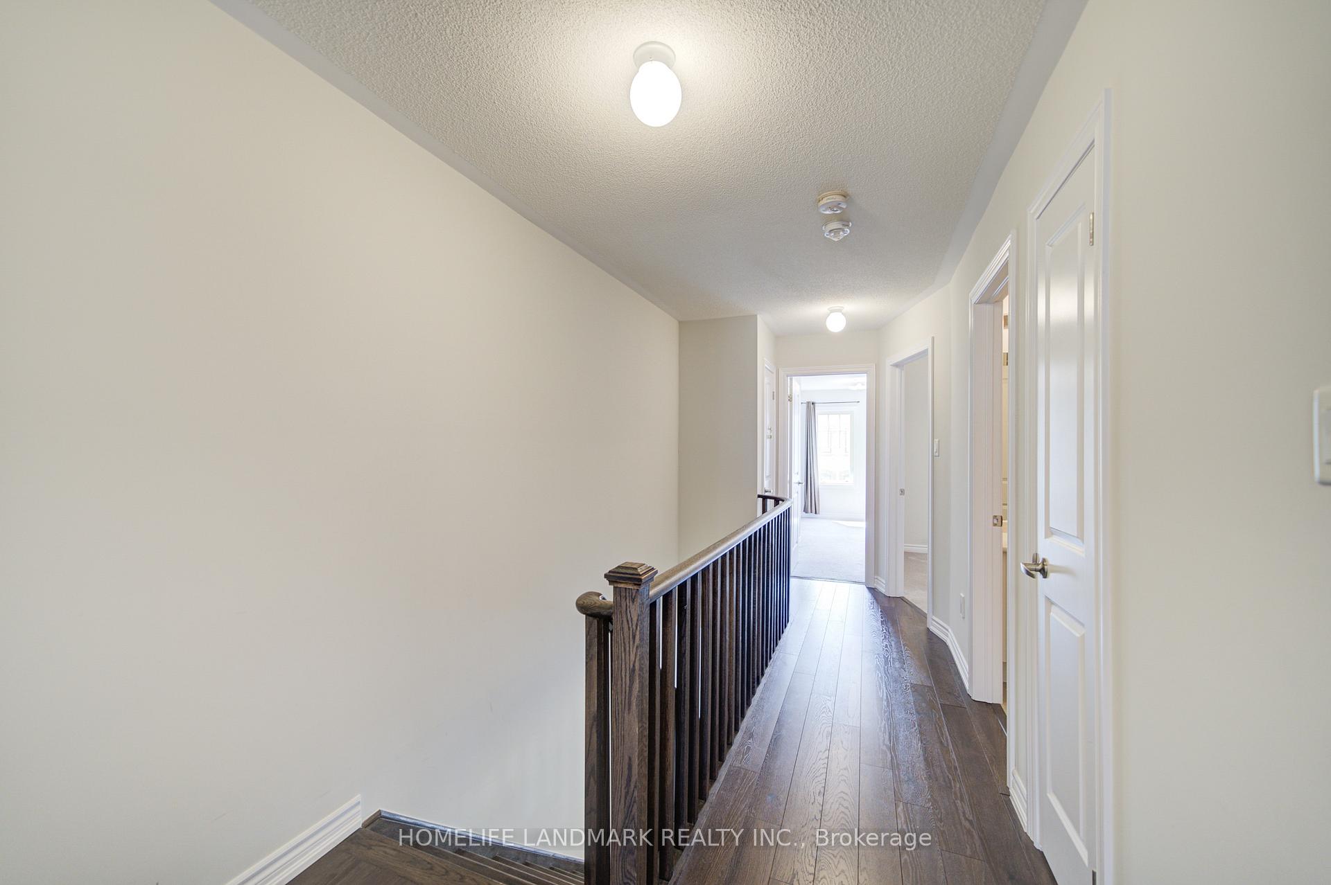 Photo 28 of 40 Robert Joffre Leet Avenue, Markham, Cornell — HOMEH
