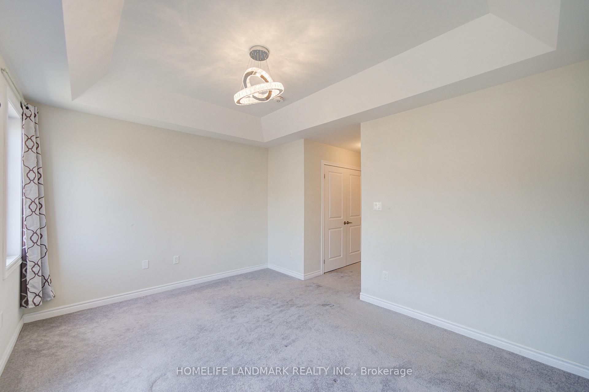 Photo 32 of 40 Robert Joffre Leet Avenue, Markham, Cornell — HOMEH