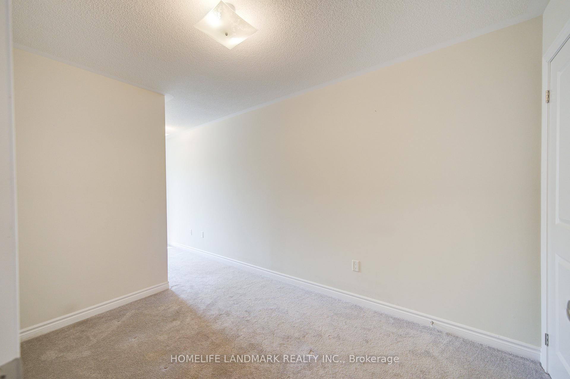 Photo 37 of 40 Robert Joffre Leet Avenue, Markham, Cornell — HOMEH