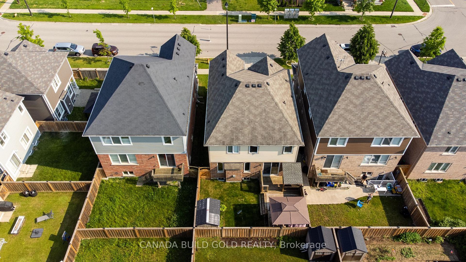 Photo 49 of 83 West Oak Trail, Kitchener — HOMEH
