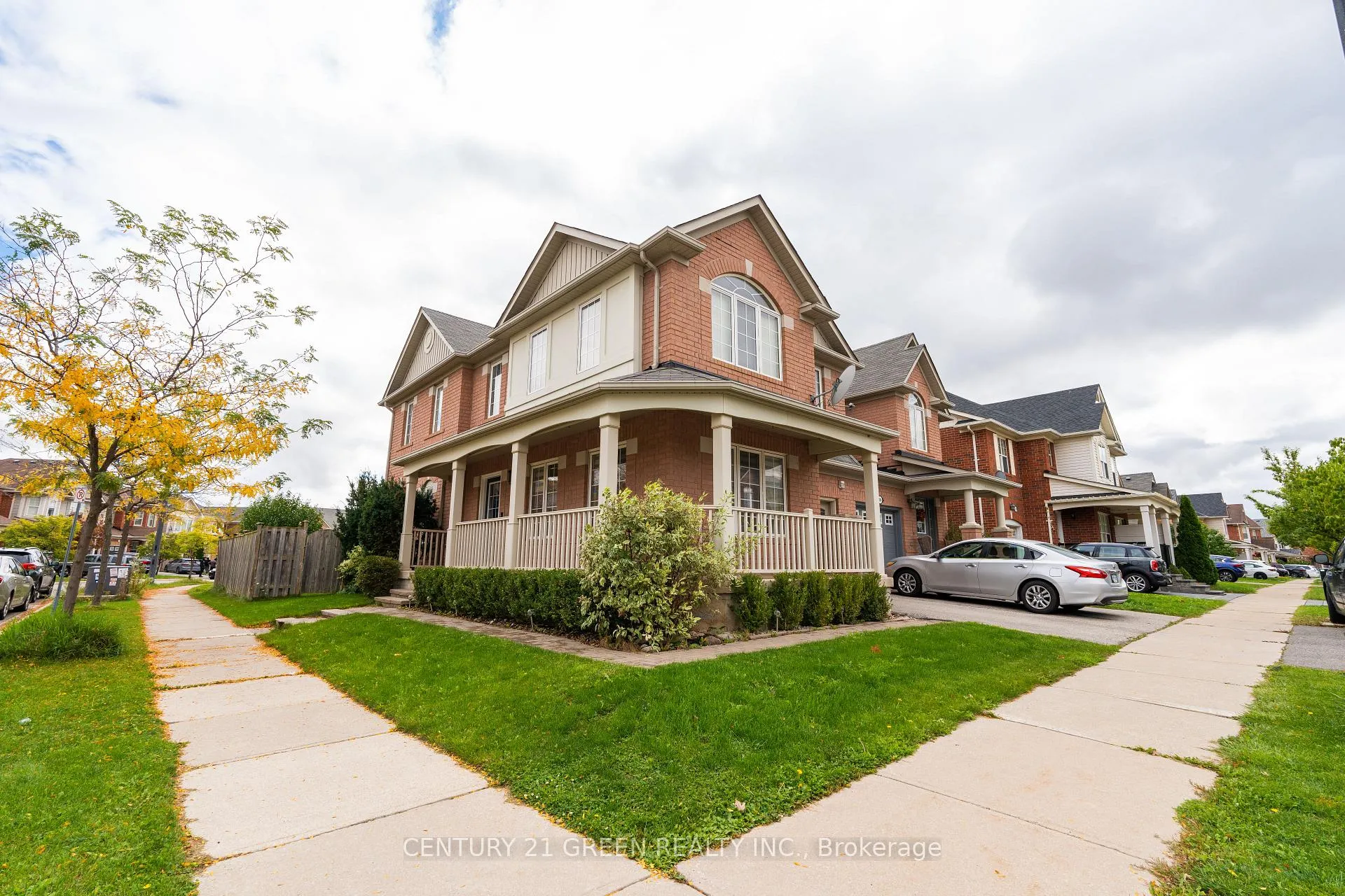 Front of 936 Hepburn Road