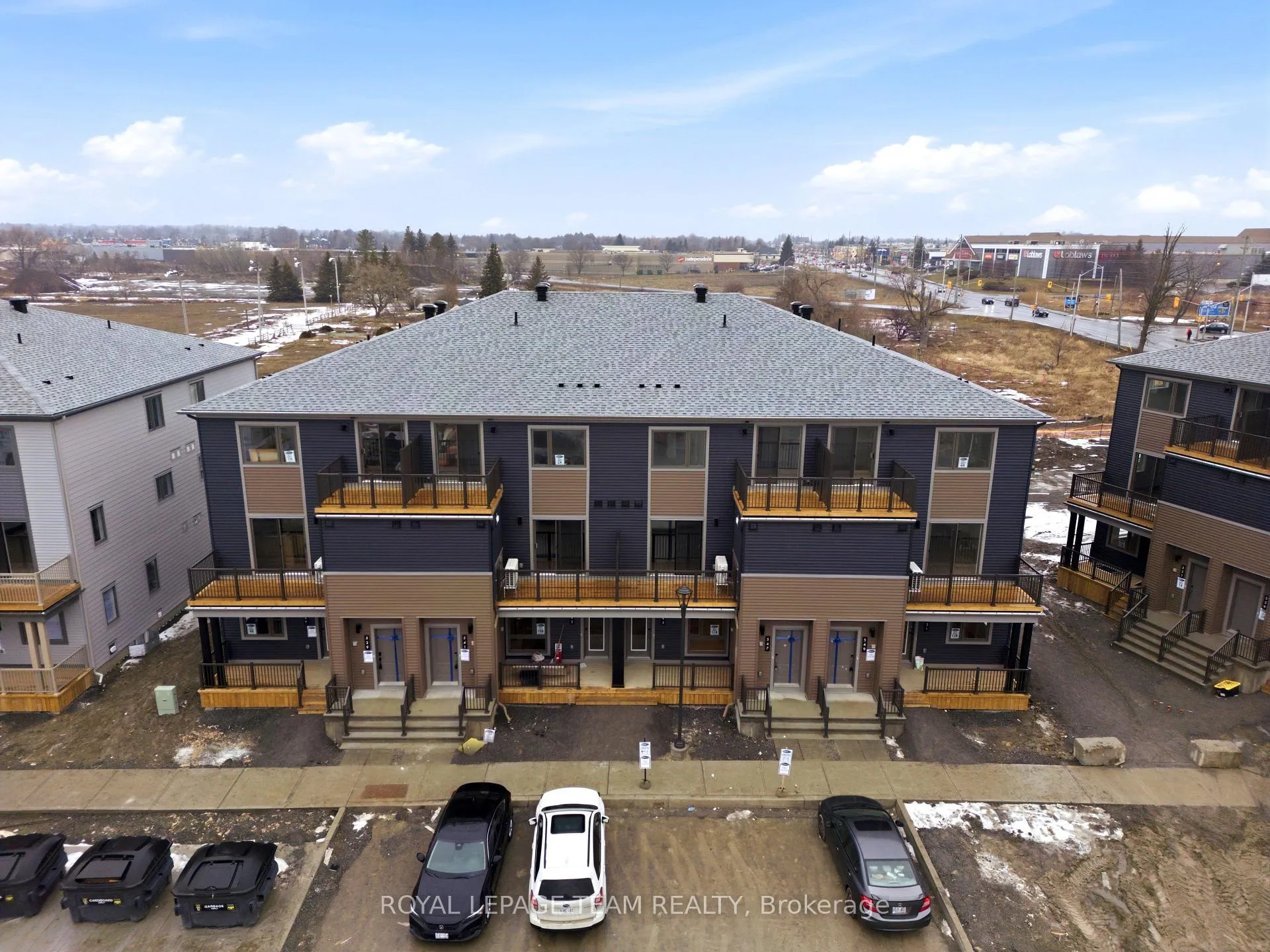 Photo 1 of 547 Celestine Private, Ottawa, Barrhaven - Heritage Park — HOMEH