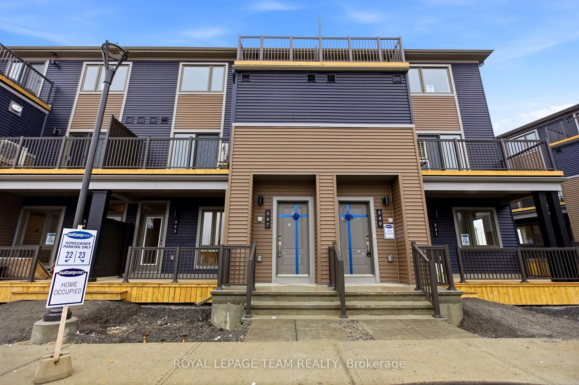 Photo 2 of 547 Celestine Private, Ottawa, Barrhaven - Heritage Park — HOMEH