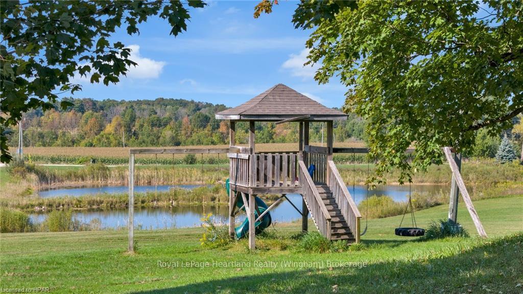 Photo 9 of 9762 Holtom Lane, Minto — HOMEH