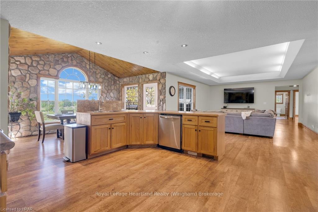 Photo 17 of 9762 Holtom Lane, Minto — HOMEH