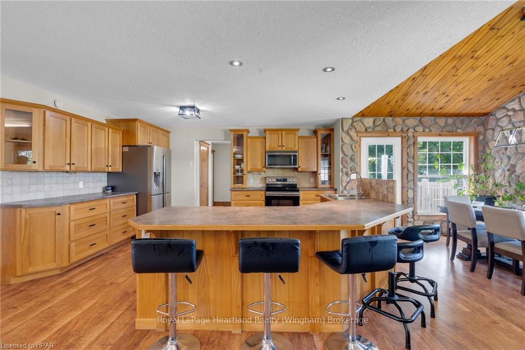 Photo 19 of 9762 Holtom Lane, Minto — HOMEH