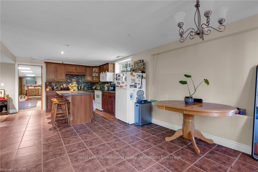 Photo 41 of 9762 Holtom Lane, Minto — HOMEH