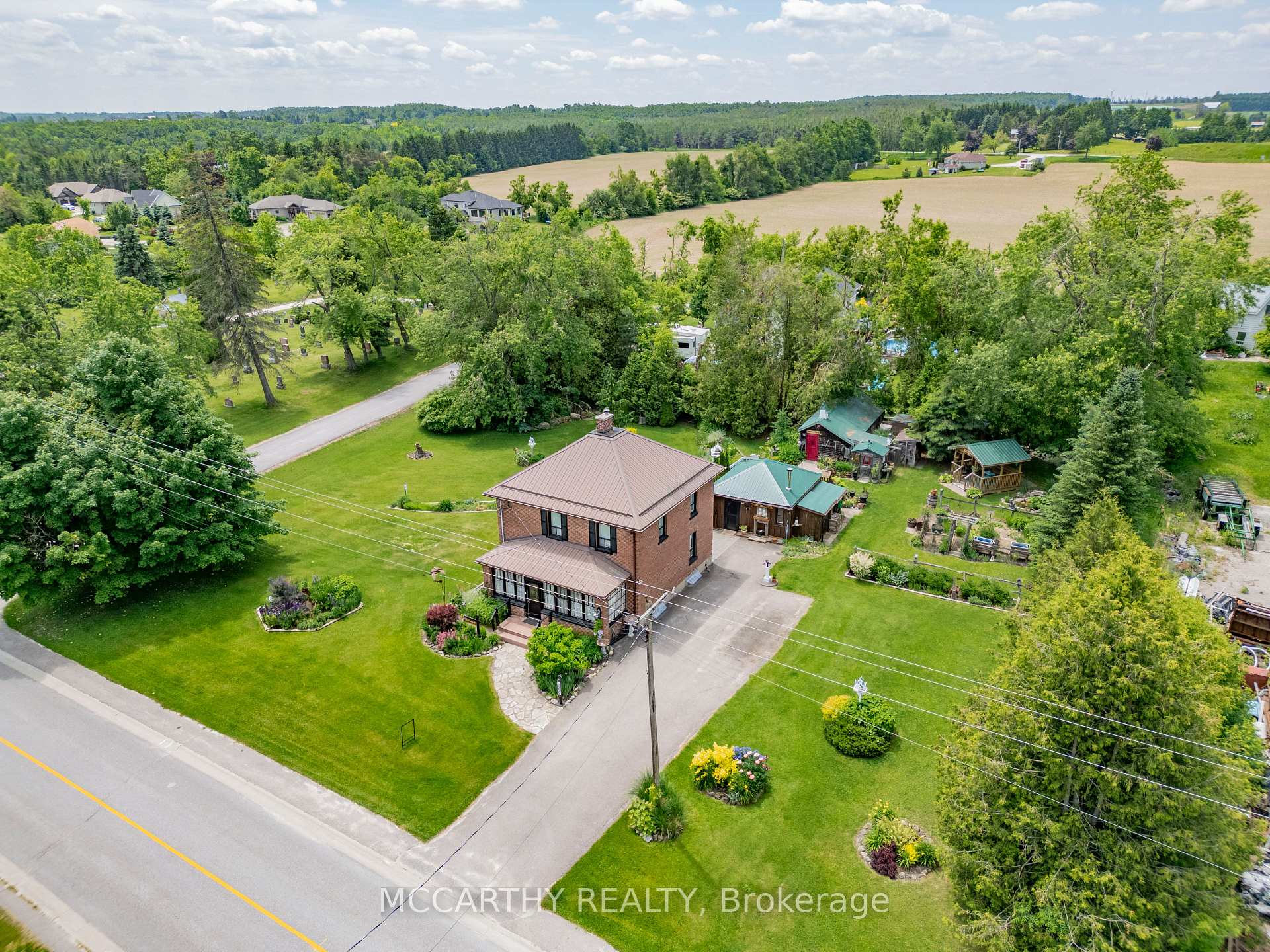 Photo 3 of 260 Main Street, Melancthon, Rural Melancthon — HOMEH