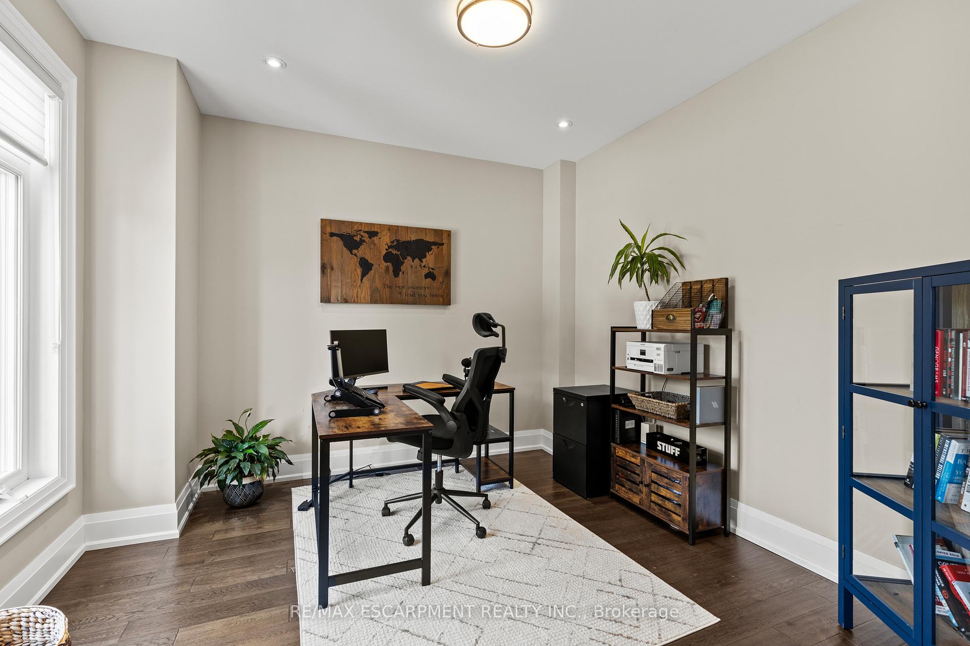 Photo 15 of 44 Leckie Avenue, Hamilton, Stoney Creek Mountain — HOMEH
