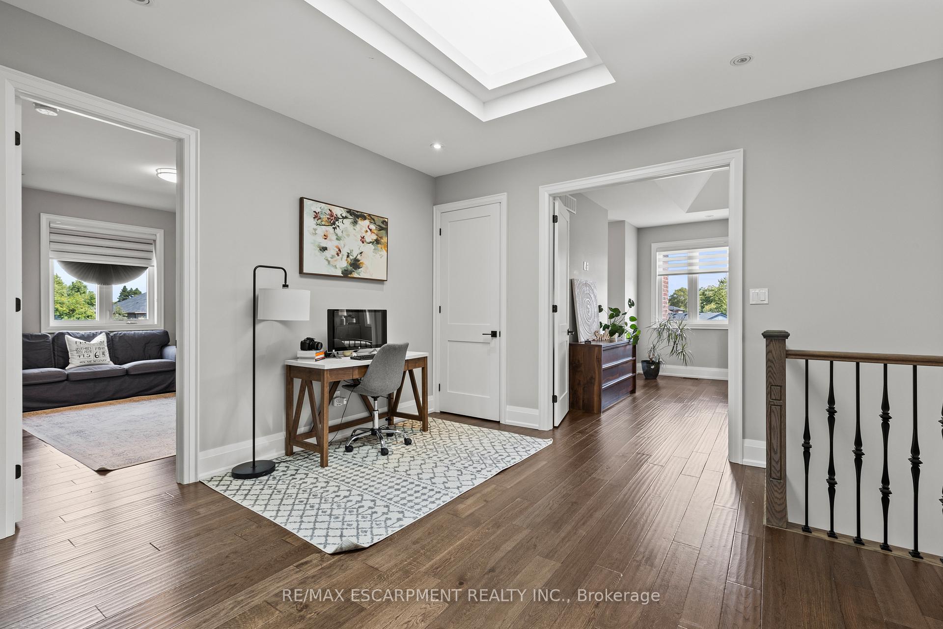 Photo 18 of 44 Leckie Avenue, Hamilton, Stoney Creek Mountain — HOMEH