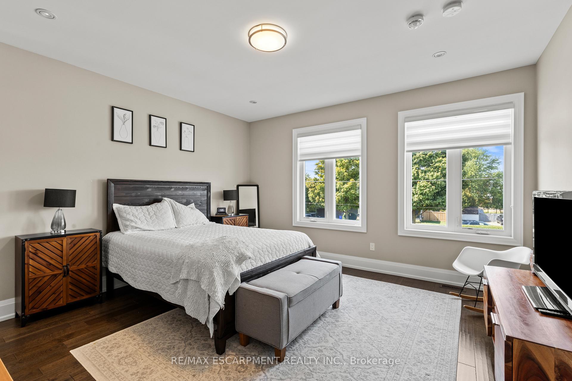 Photo 23 of 44 Leckie Avenue, Hamilton, Stoney Creek Mountain — HOMEH