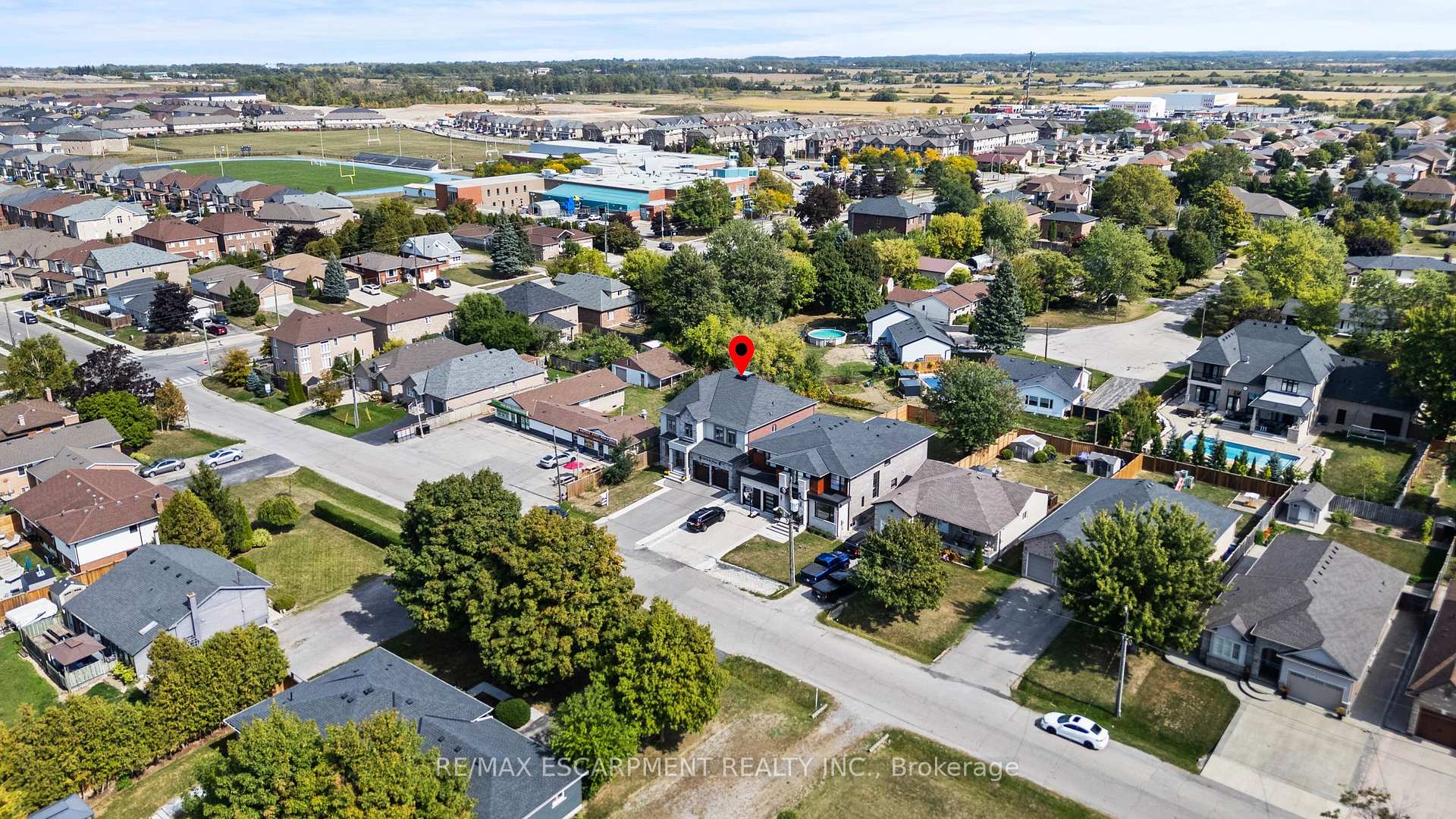 Photo 32 of 44 Leckie Avenue, Hamilton, Stoney Creek Mountain — HOMEH