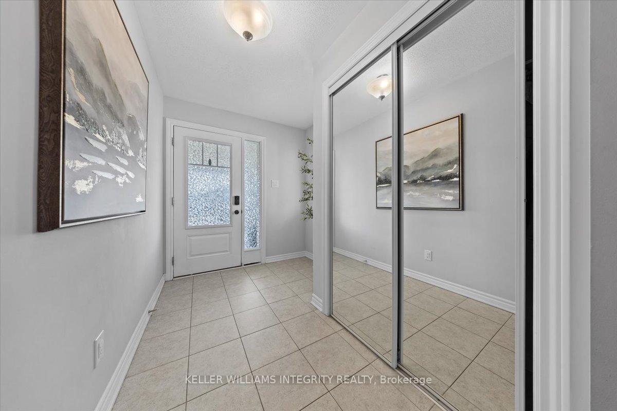 Photo 5 of 278 Haliburton Heights, Ottawa, Kanata - Emerald Meadows/Trailwest — HOMEH