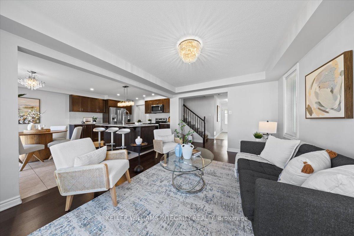 Photo 9 of 278 Haliburton Heights, Ottawa, Kanata - Emerald Meadows/Trailwest — HOMEH