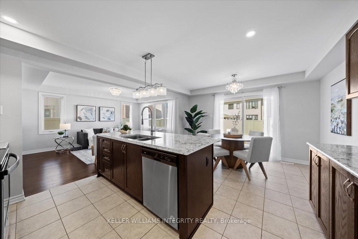 Photo 13 of 278 Haliburton Heights, Ottawa, Kanata - Emerald Meadows/Trailwest — HOMEH
