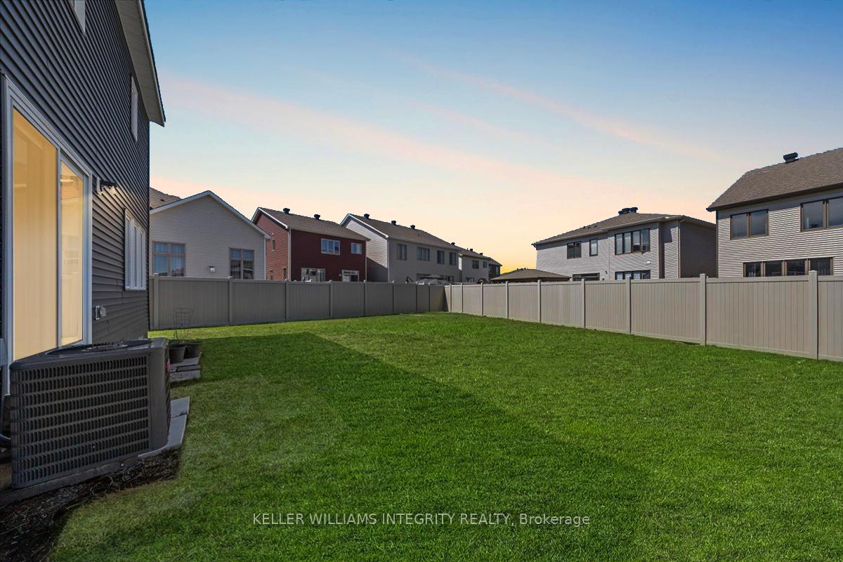 Photo 30 of 278 Haliburton Heights, Ottawa, Kanata - Emerald Meadows/Trailwest — HOMEH