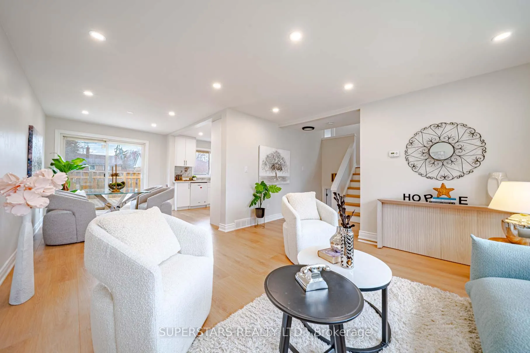 Photo 7 of 474 Fernhill Boulevard, Oshawa, McLaughlin — HOMEH
