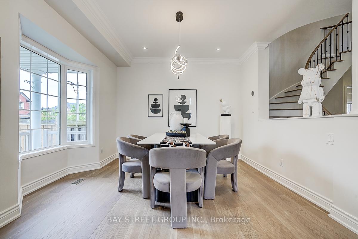 Photo 11 of 63 Brookhaven Crescent, Markham, Berczy — HOMEH