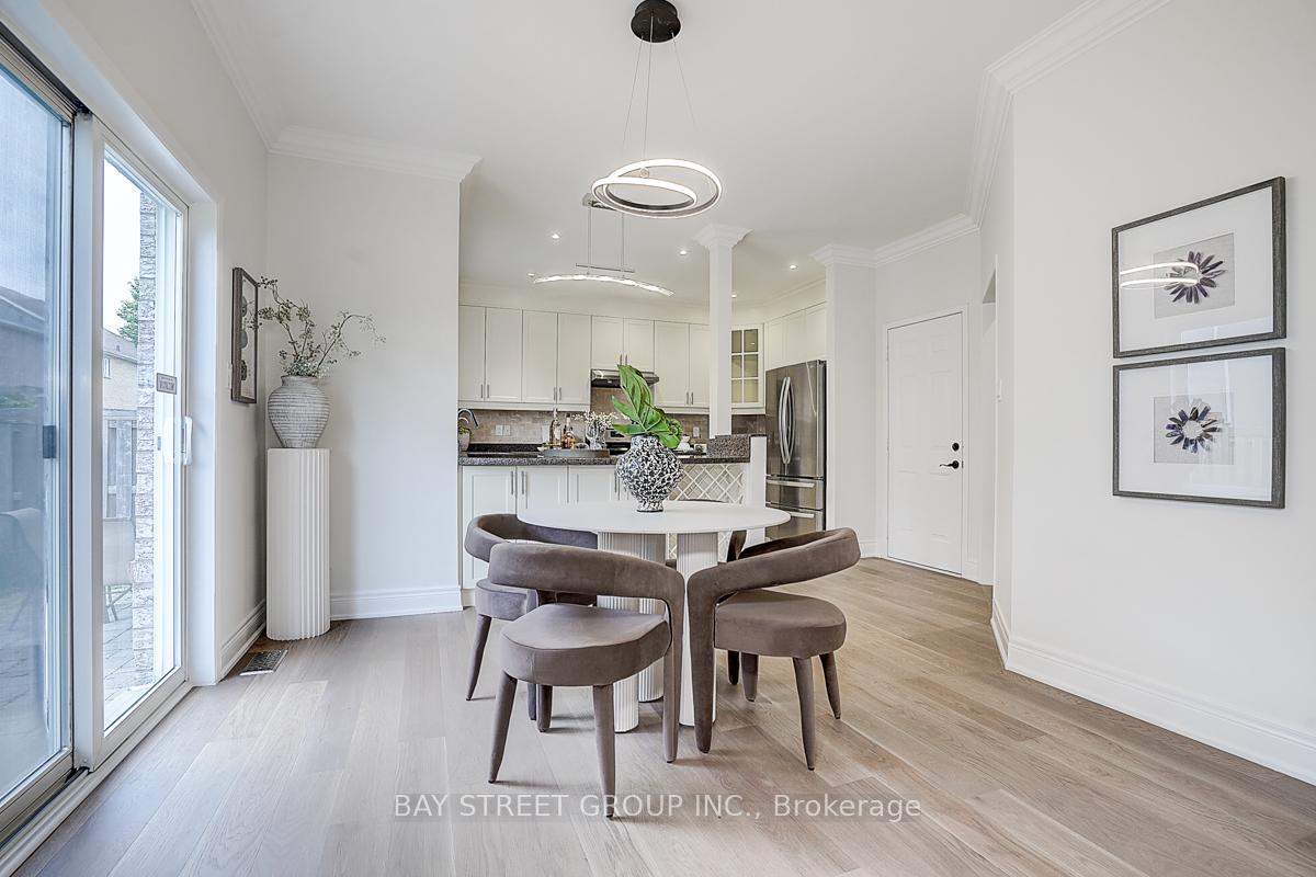 Photo 24 of 63 Brookhaven Crescent, Markham, Berczy — HOMEH