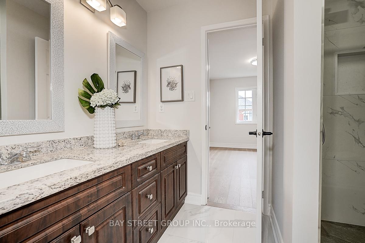 Photo 35 of 63 Brookhaven Crescent, Markham, Berczy — HOMEH