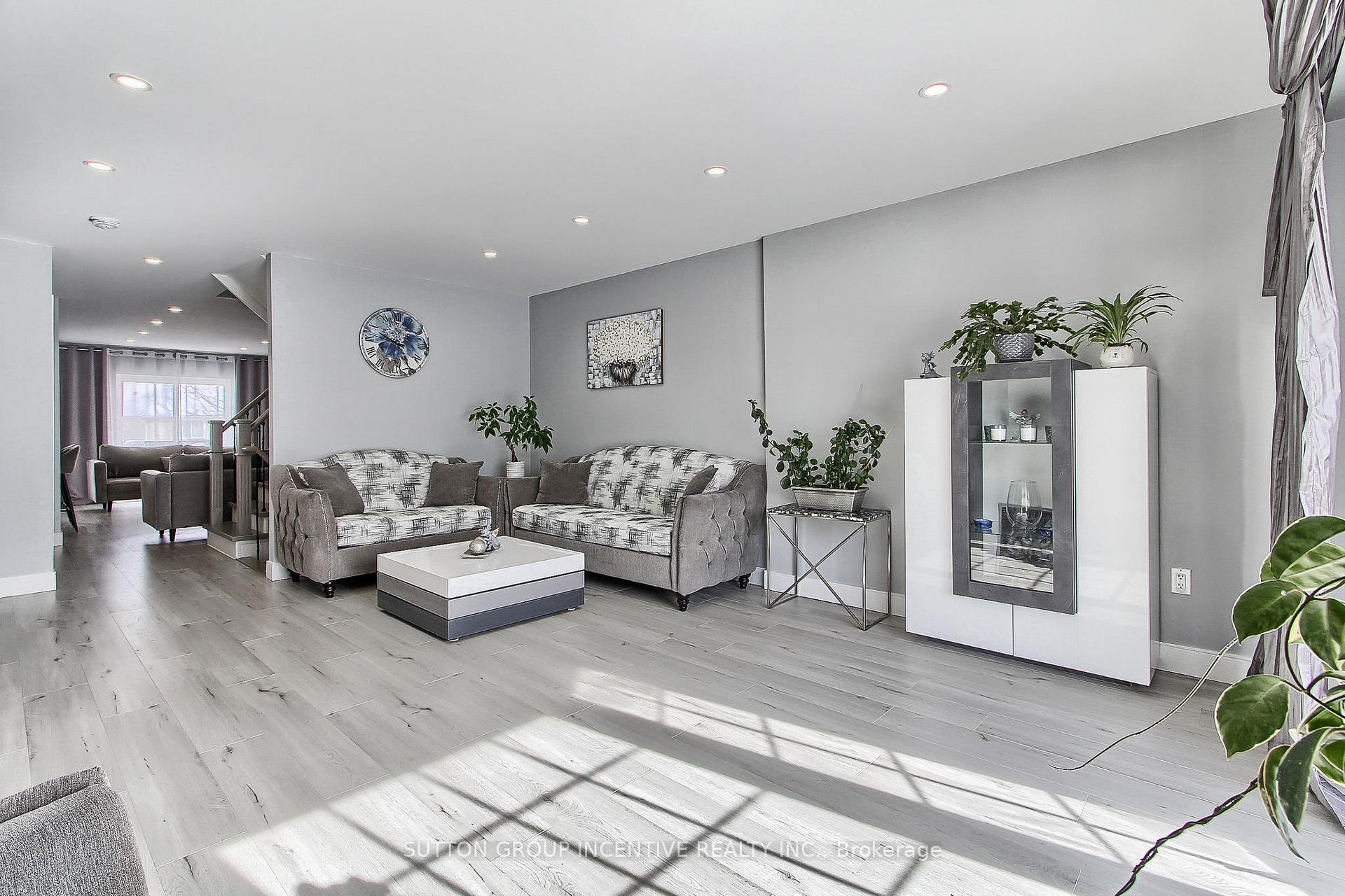 Photo 11 of 1380 Forest Street, Innisfil, Alcona — HOMEH