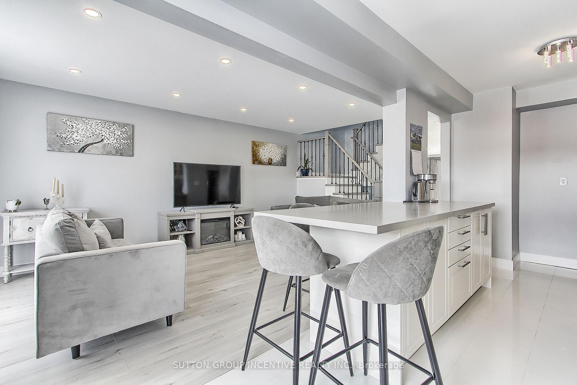 Photo 13 of 1380 Forest Street, Innisfil, Alcona — HOMEH