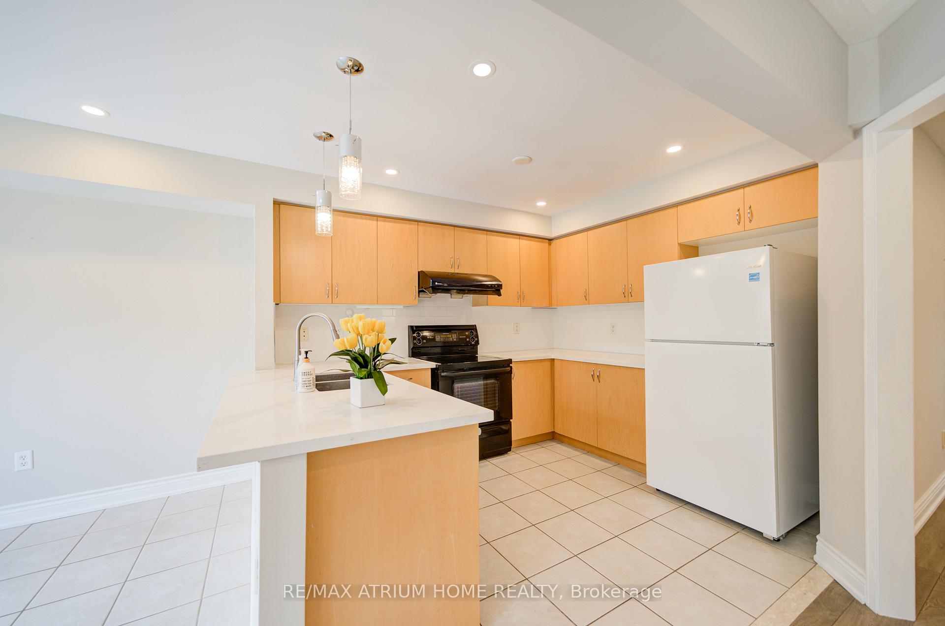 Photo 15 of 89 Edward Jeffreys Avenue S, Markham, Wismer — HOMEH