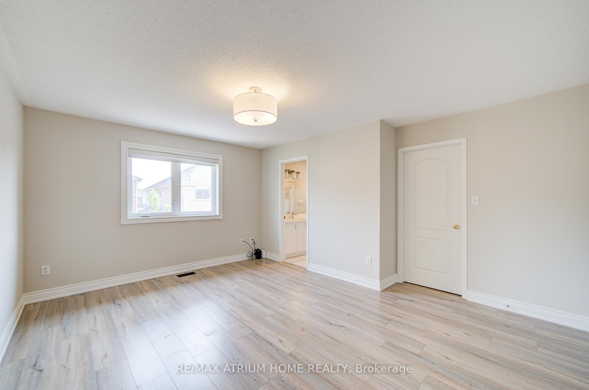 Photo 34 of 89 Edward Jeffreys Avenue S, Markham, Wismer — HOMEH