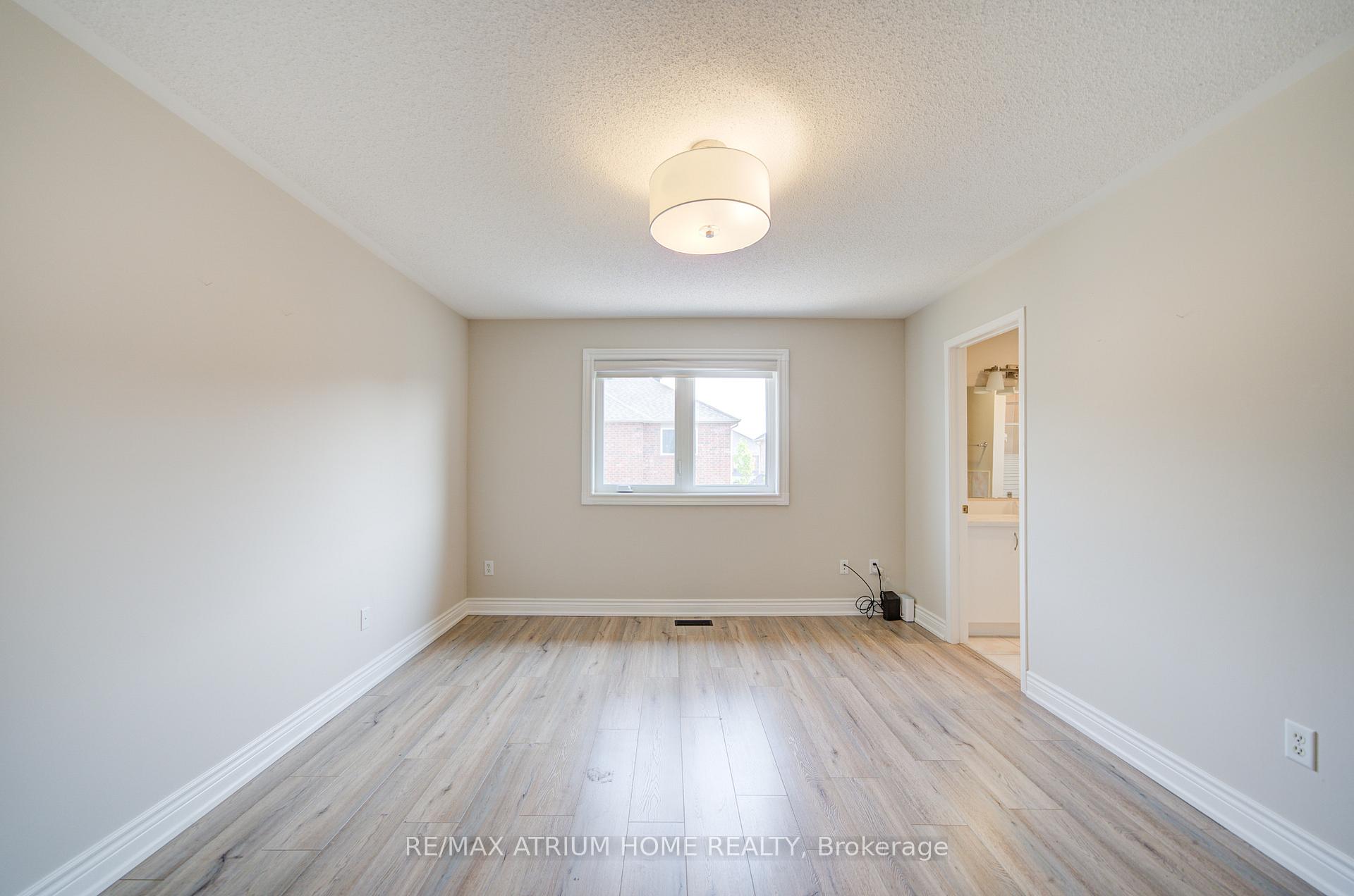 Photo 35 of 89 Edward Jeffreys Avenue S, Markham, Wismer — HOMEH