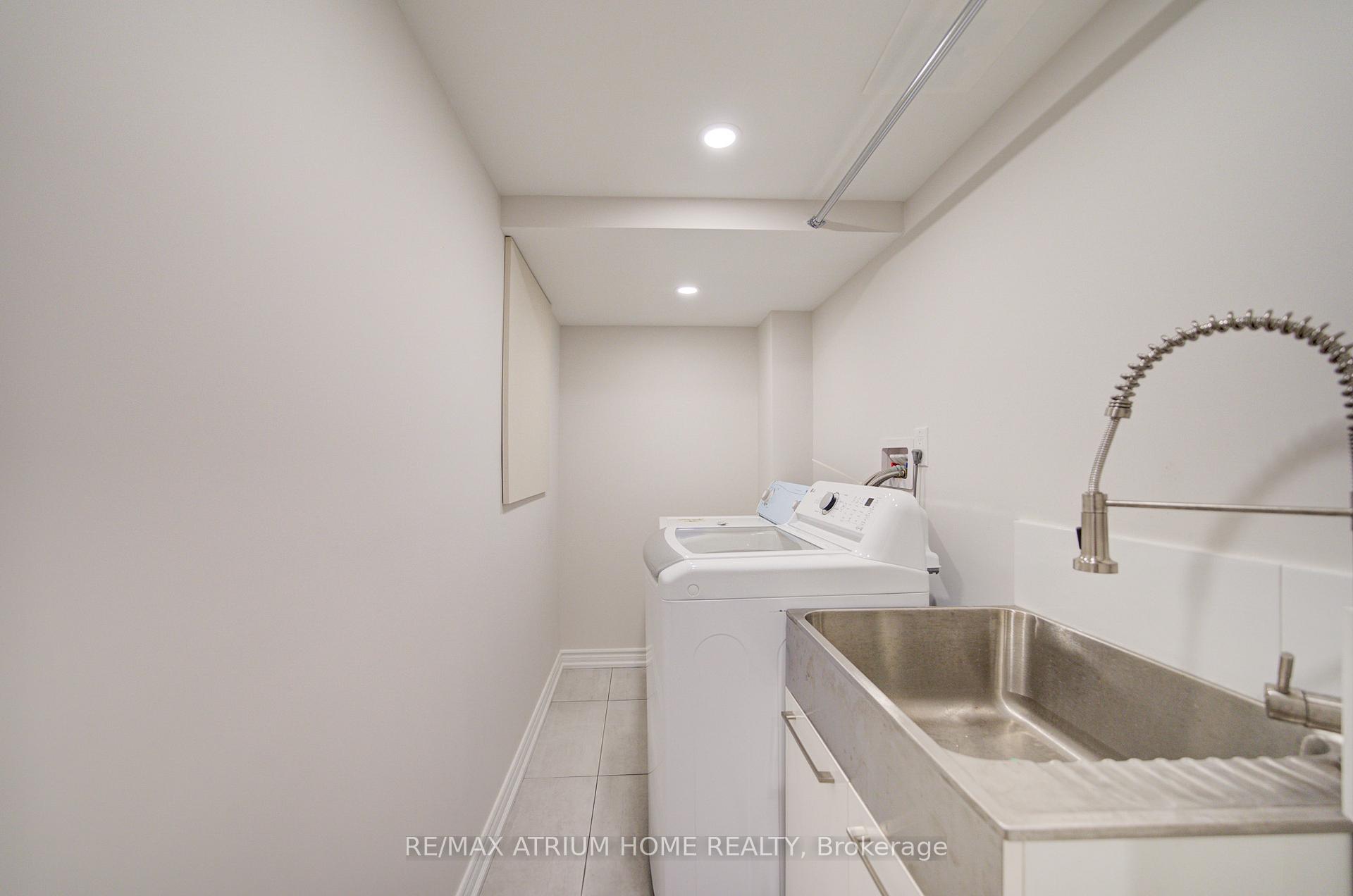 Photo 44 of 89 Edward Jeffreys Avenue S, Markham, Wismer — HOMEH