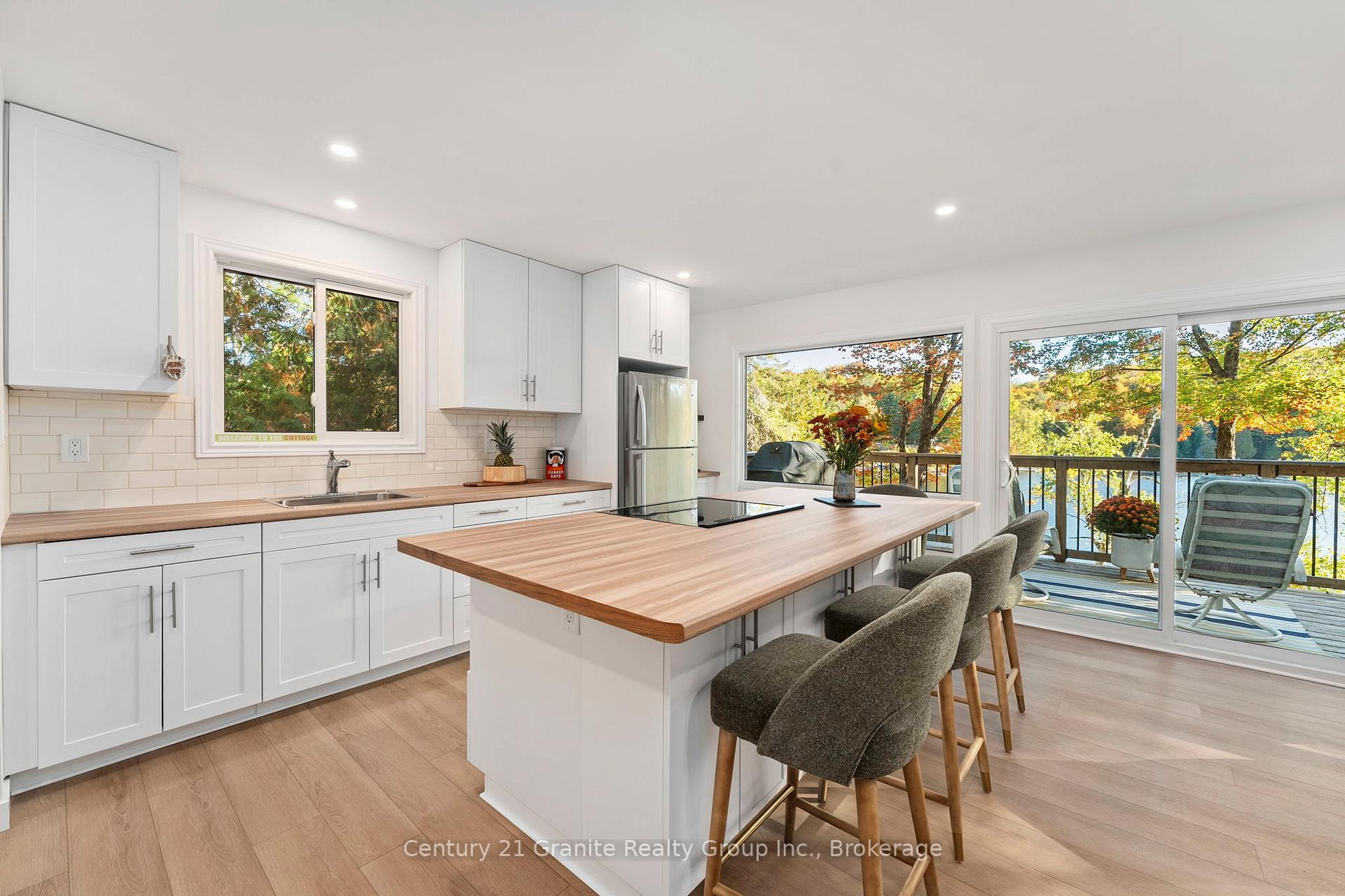 Photo 8 of 2329 Blairhampton Road, Minden Hills, Minden — HOMEH
