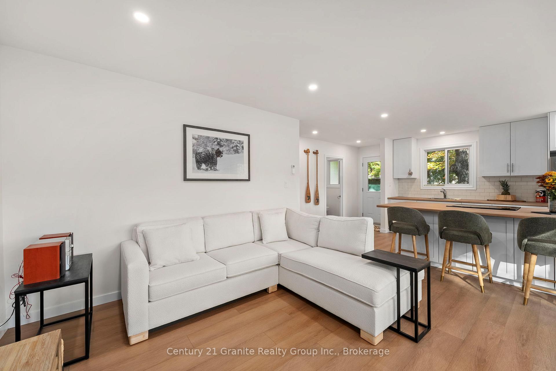 Photo 13 of 2329 Blairhampton Road, Minden Hills, Minden — HOMEH