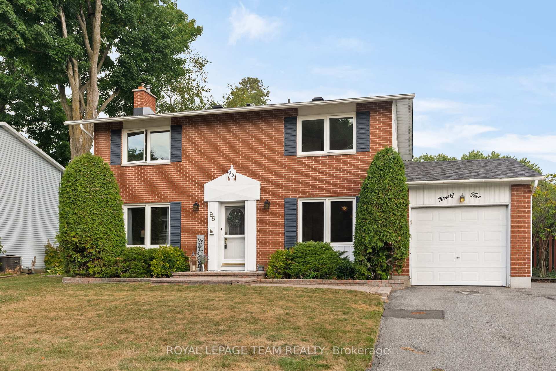 Photo 2 of 95 Coburn Avenue, Ottawa, Kanata - Glencairn/Hazeldean — HOMEH
