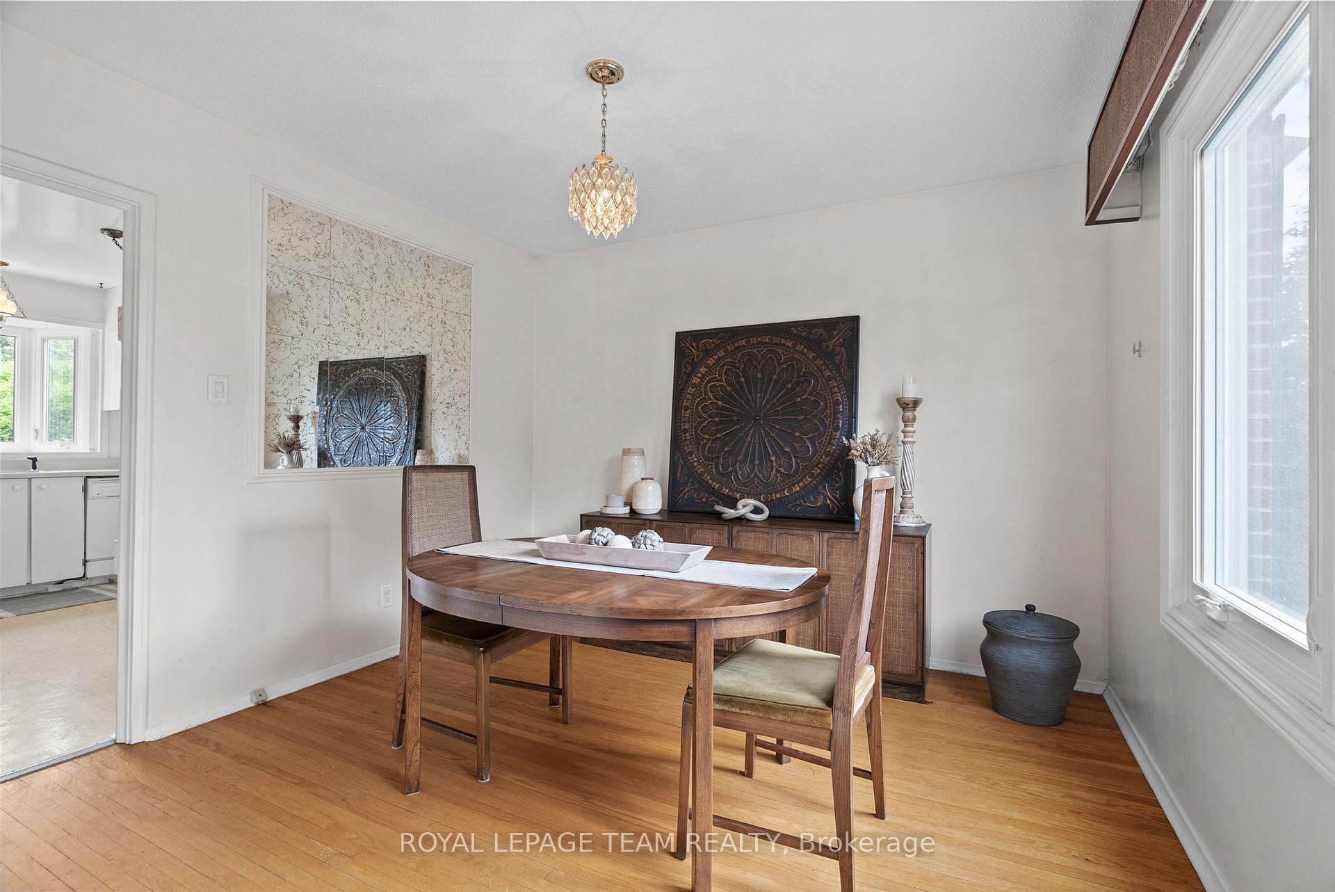 Photo 9 of 95 Coburn Avenue, Ottawa, Kanata - Glencairn/Hazeldean — HOMEH