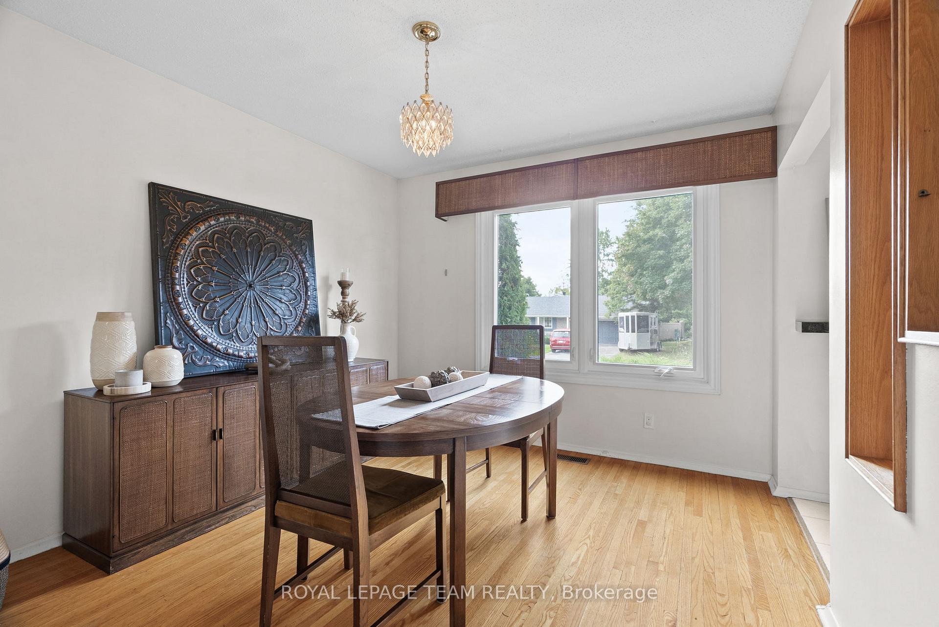 Photo 11 of 95 Coburn Avenue, Ottawa, Kanata - Glencairn/Hazeldean — HOMEH