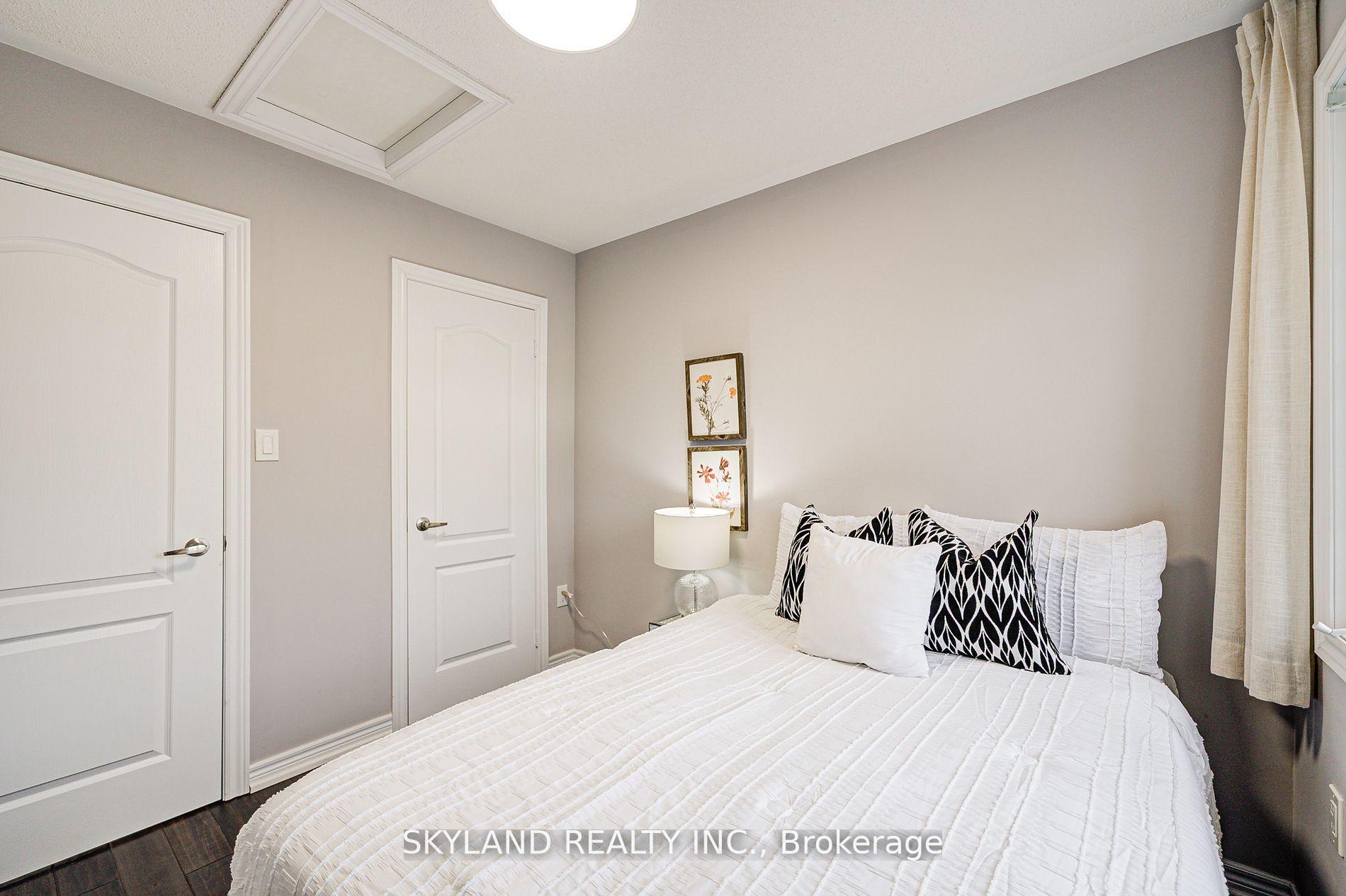 Photo 23 of 932 Castlemore Avenue, Markham, Wismer — HOMEH