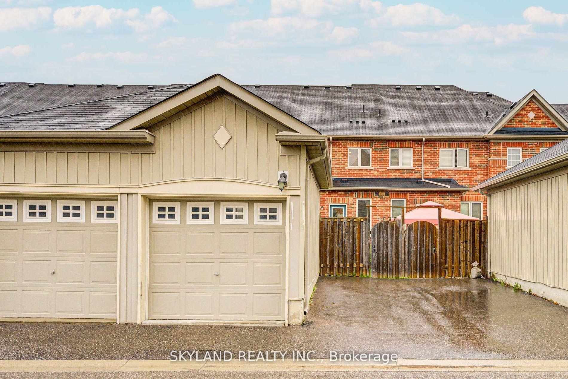 Photo 32 of 932 Castlemore Avenue, Markham, Wismer — HOMEH