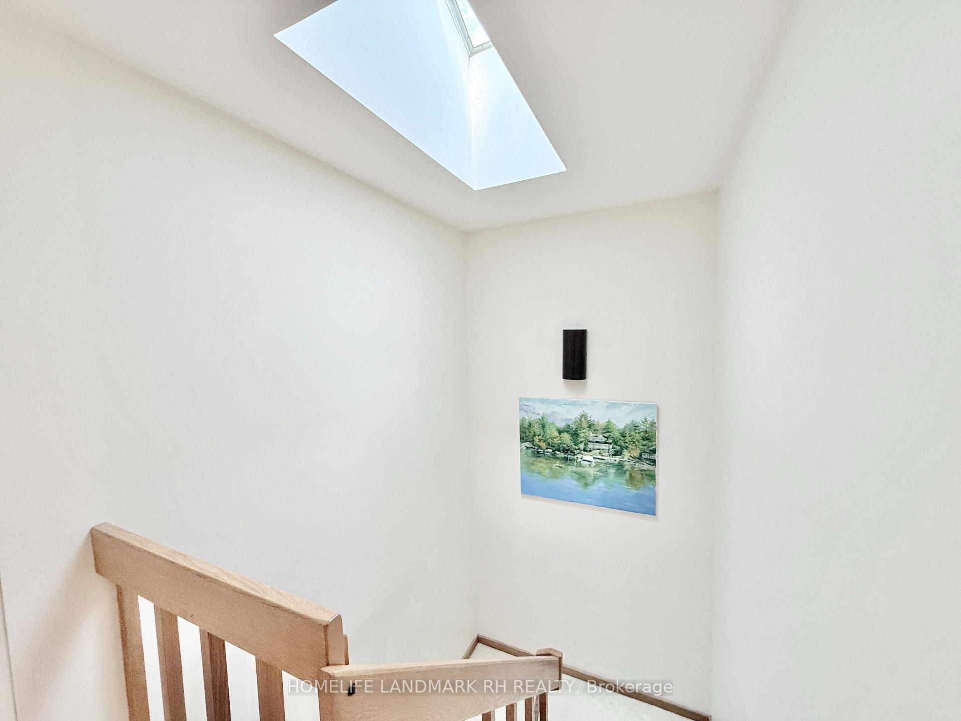 Photo 12 of Unit Unit 1, 27 East Drive, Markham, Unionville — HOMEH