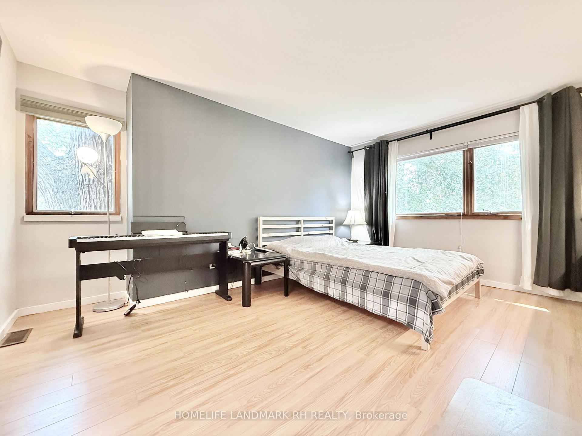 Photo 14 of Unit Unit 1, 27 East Drive, Markham, Unionville — HOMEH